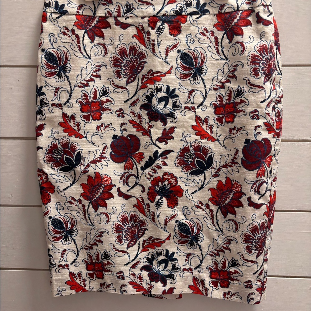 Ann Taylor Red and Cream Floral Pencil Skirt